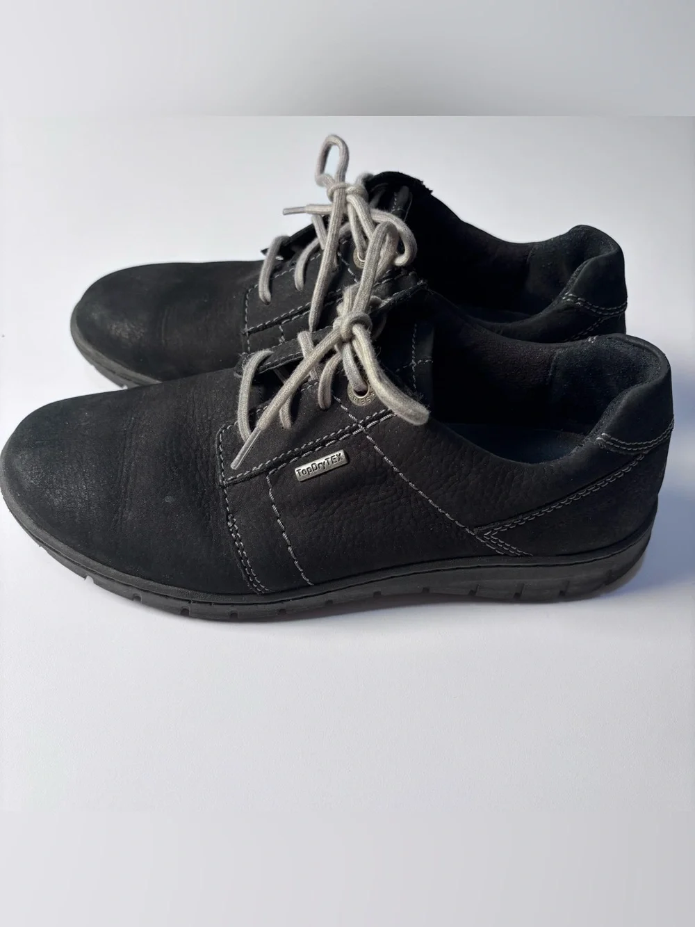Josef Seibel Black Oxford Shoes with Gray Laces